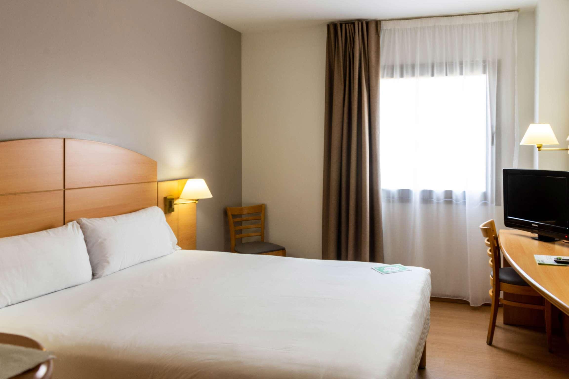 Travelodge Madrid Alcalá de Henares Dış mekan fotoğraf