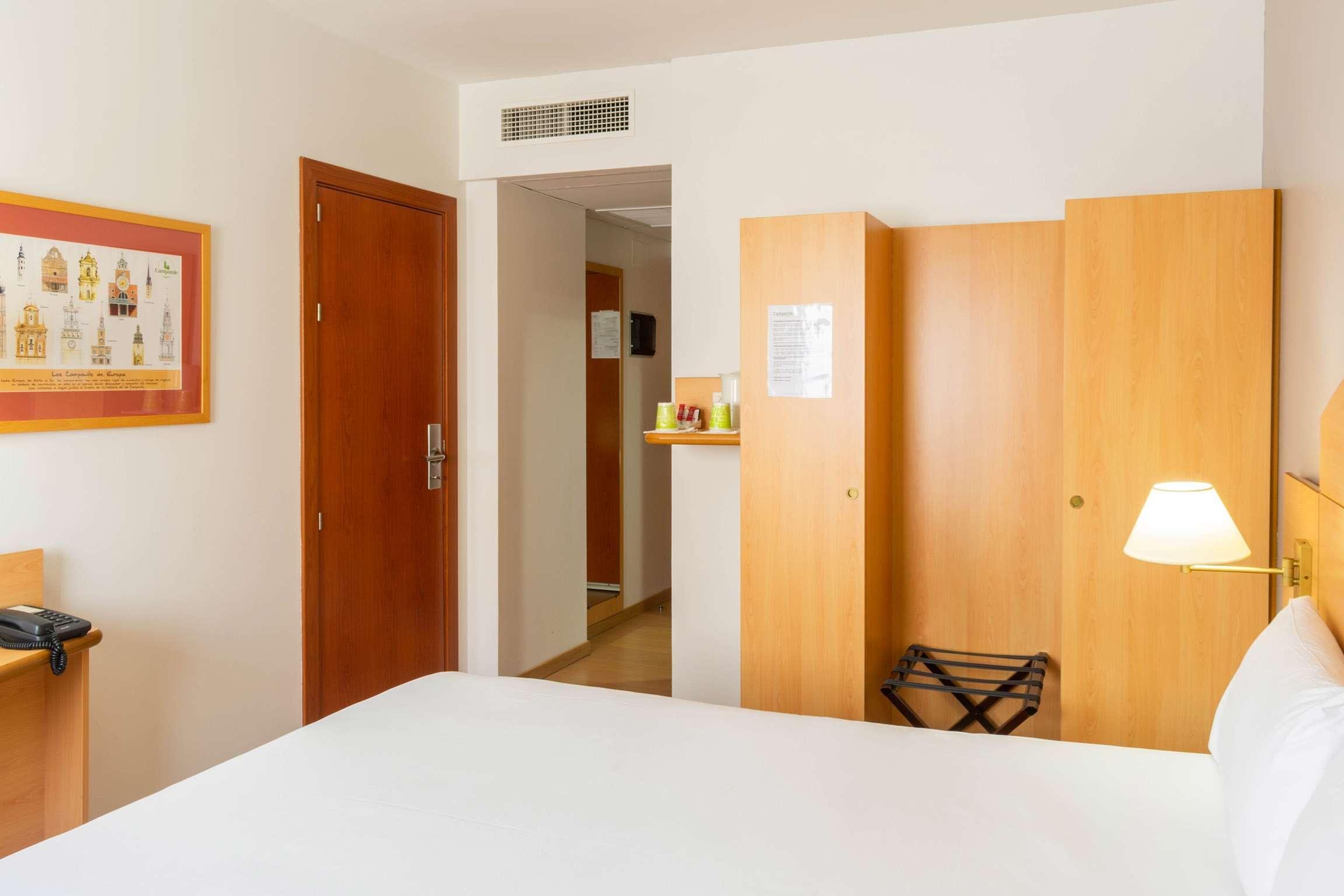 Travelodge Madrid Alcalá de Henares Dış mekan fotoğraf