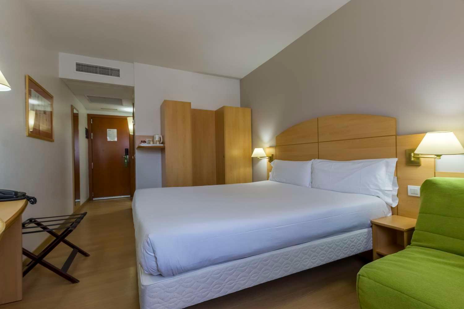 Travelodge Madrid Alcalá de Henares Dış mekan fotoğraf